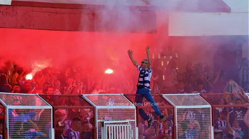 L'Olympique Akbou célèbre sa promotion en Ligue II Amateur !