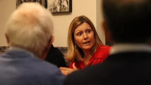 "Je n’aurais jamais tenu ces propos" : Yaël Braun-Pivet "gênée" par...