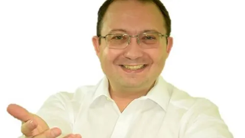 LA FERTÉ-BERNARD (72) - Thé dansant avec Nicolas Devoir