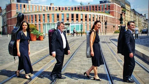 SAINT-JEAN-LE-BLANC (45) - Ma vie de bohème