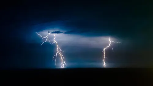 Un impact de foudre surpuissant a touché le Nord hier soir ! 