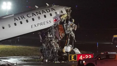 Accident terrible, à LaGuardia à New-York