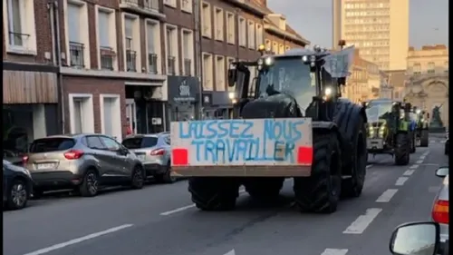 Les agriculteurs mobilisés hier soir à Arras