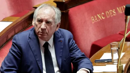La chute du gouvernement Bayrou... et maintenant? 