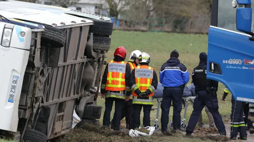 Accident mortel d'un car scolaire hier : le conducteur placé en...