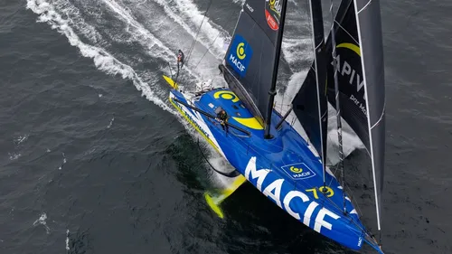 Charlie Dalin va passer la ligne d'arrivée du Vendée Globe ce matin !