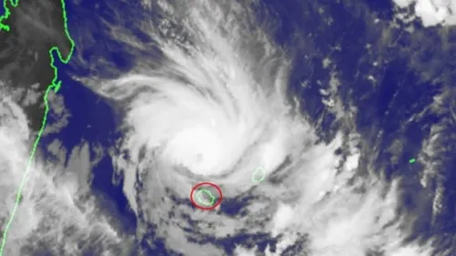 La Réunion placée en alerte violette