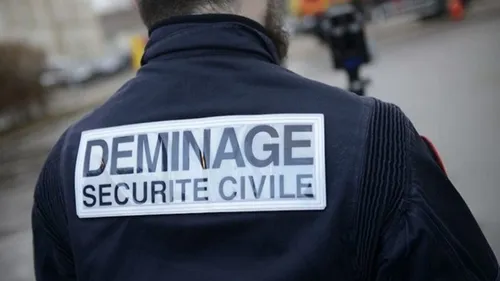 Une journaliste, une humoriste et un député visés par des colis...