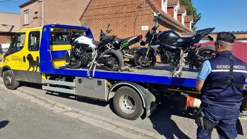 Plusieurs grands excès de vitesse impliquant des 2 roues, dans le...