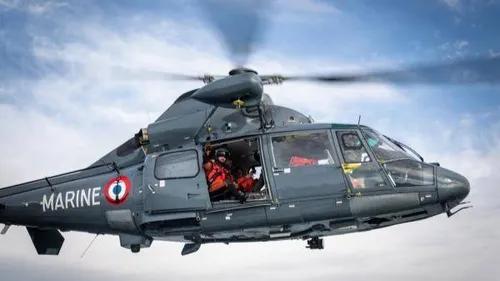 Opération de sauvetage au large du Pas de Calais, pour récupérer...