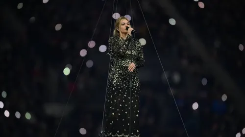 EUROVISION 2025 : Une chanson en hommage à sa maman pour Louane 