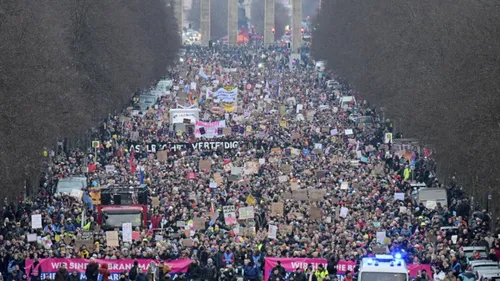 160 000 manifestants au moins à Berlin hier, pour dénoncer "un...