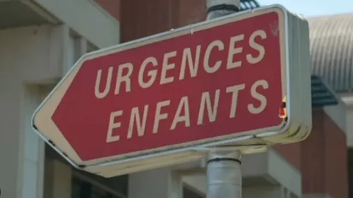 Elle transportait le corps d'un nouveau-né dans son sac à dos......