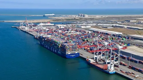 Le port de Dunkerque à l'arrêt ! 