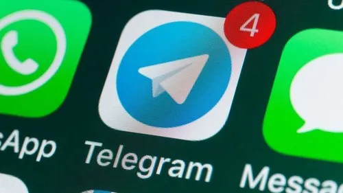 Prêtre, ambulancier, professeur de musique, "bons pères de...