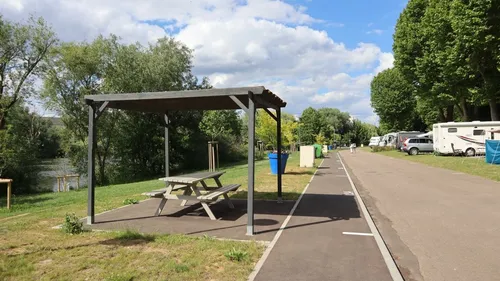 Au camping municipal de Metz, le temps est à l’optimisme