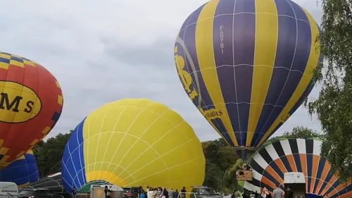 Metz : des montgolfières prêtent à se poser sur plan d’eau
