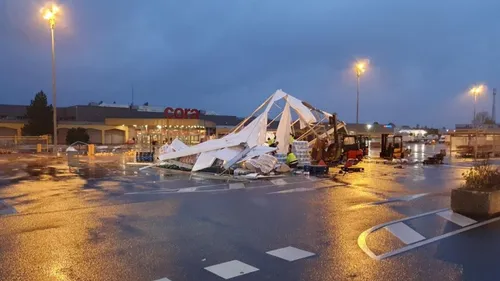 (Photos) : Le chapiteau du Cora de Moulins-Lès-Metz victime des...