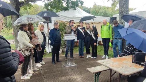 Montgolfiades : une inauguration pluvieuse sans les premiers vols