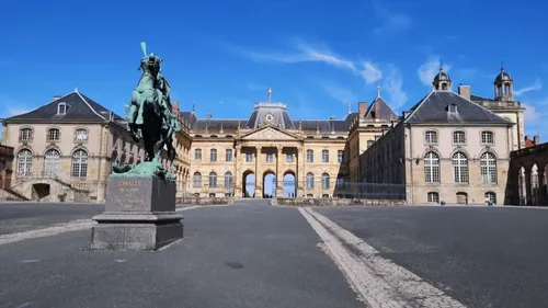 L’invité du jour : on vous dit tout sur la saison culturelle au...