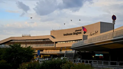 L'aéroport de Toulouse-Blagnac évacué après une alerte à la bombe