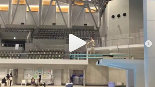 Natation aux J.O. : la vidéo où Alexis Jandard brise la planche de...