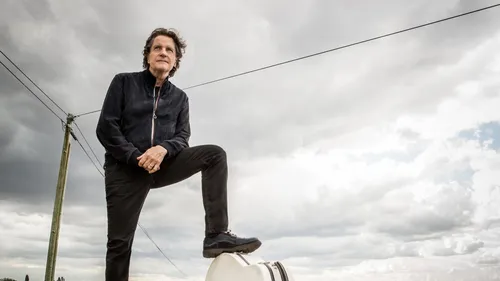 Francis Cabrel en tournage à Toulouse pour « Un Morceau de Sicre »