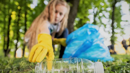 La ville de Douai participe à la journée mondiale du nettoyage de...