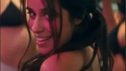 (CLIP) CAMILA CABELLO Ft. ED SHEERAN - Bam Bam