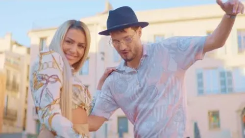 (CLIP) SOOLKING - Suavemente