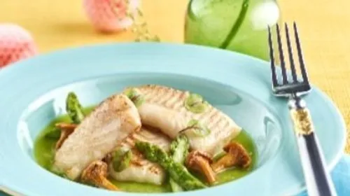 Dos d'églefin et crème d'asperge