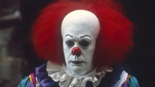 Tim Curry, le clown terrifiant de « Ça », est mort à l’âge de 80 ans