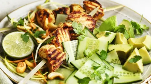 Brochettes de poulet au piment et citron vert