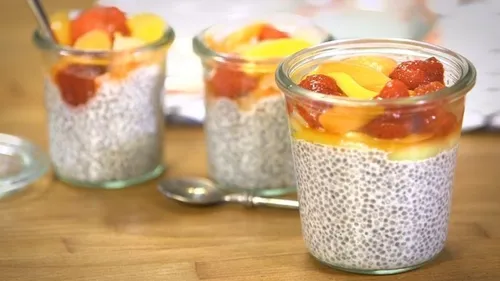 Pudding de graines de chia et fruits