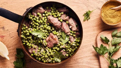 Curry d'agneau et petits pois