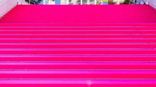 CANNESERIES : projections, invités et concert au programme