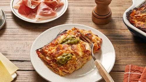Lasagnes au jambon et au pesto vert