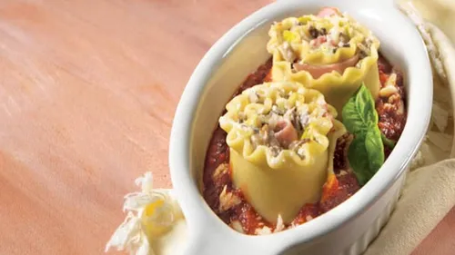 Roulé de lasagnes au jambon, fromage et champignons