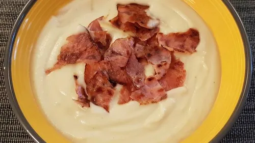 Soupe au chou fleur et bacon