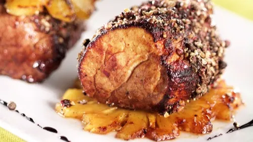 Filet mignon à l'ananas et sa croute d'épices