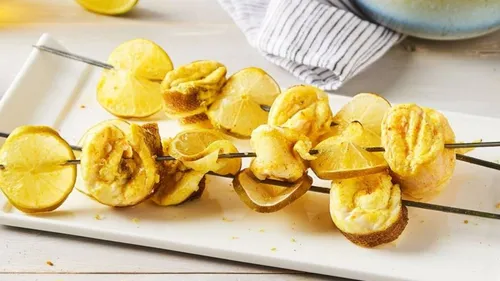 Brochettes de filet de carrelet au curry et citron vert