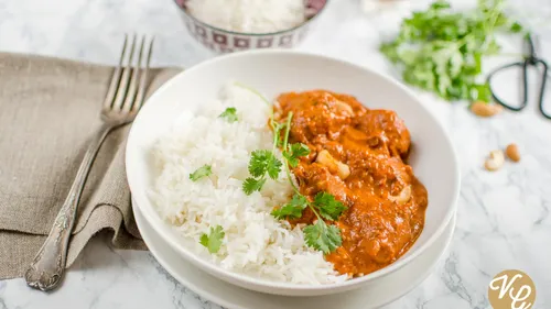 Perche à la sauce beurre de cacahouète et concentré de tomate