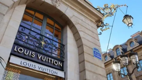 Économie : le luxe, un pilier pour la France ?