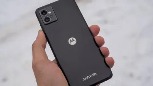 Brésil : Le téléphone d’une femme explose dans sa poche en pleine...