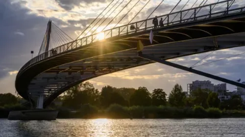 Un homme se noie après avoir plongé dans le Rhin depuis une...