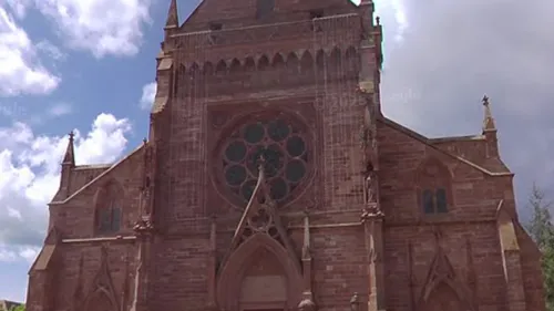 Après l’incendie de l’église Saint-Étienne, Cernay lance un appel à...