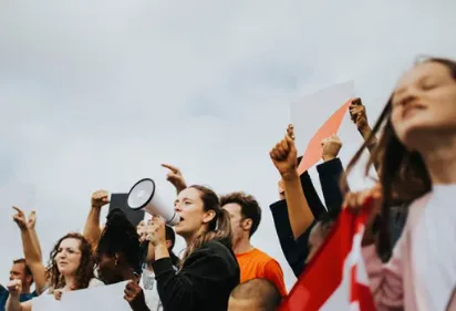 Nouveaux OGM : la mobilisation paysanne s’intensifie avant un vote...