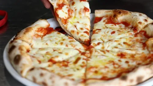 Des pizzas Auchan rappelées pour des débris de verre