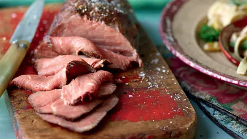 Filet de bœuf au poivre et tagliatelles