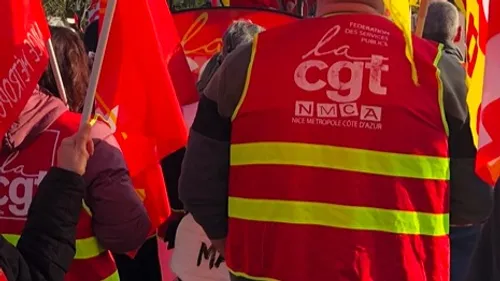 1er-Mai : plus de 300.000 manifestants dans les rues de France